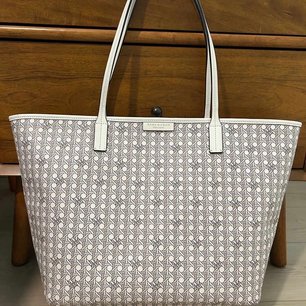 Tory Burch Ever-Ready Tote